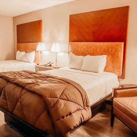 Country Garden & Suites Benton Buitenkant foto