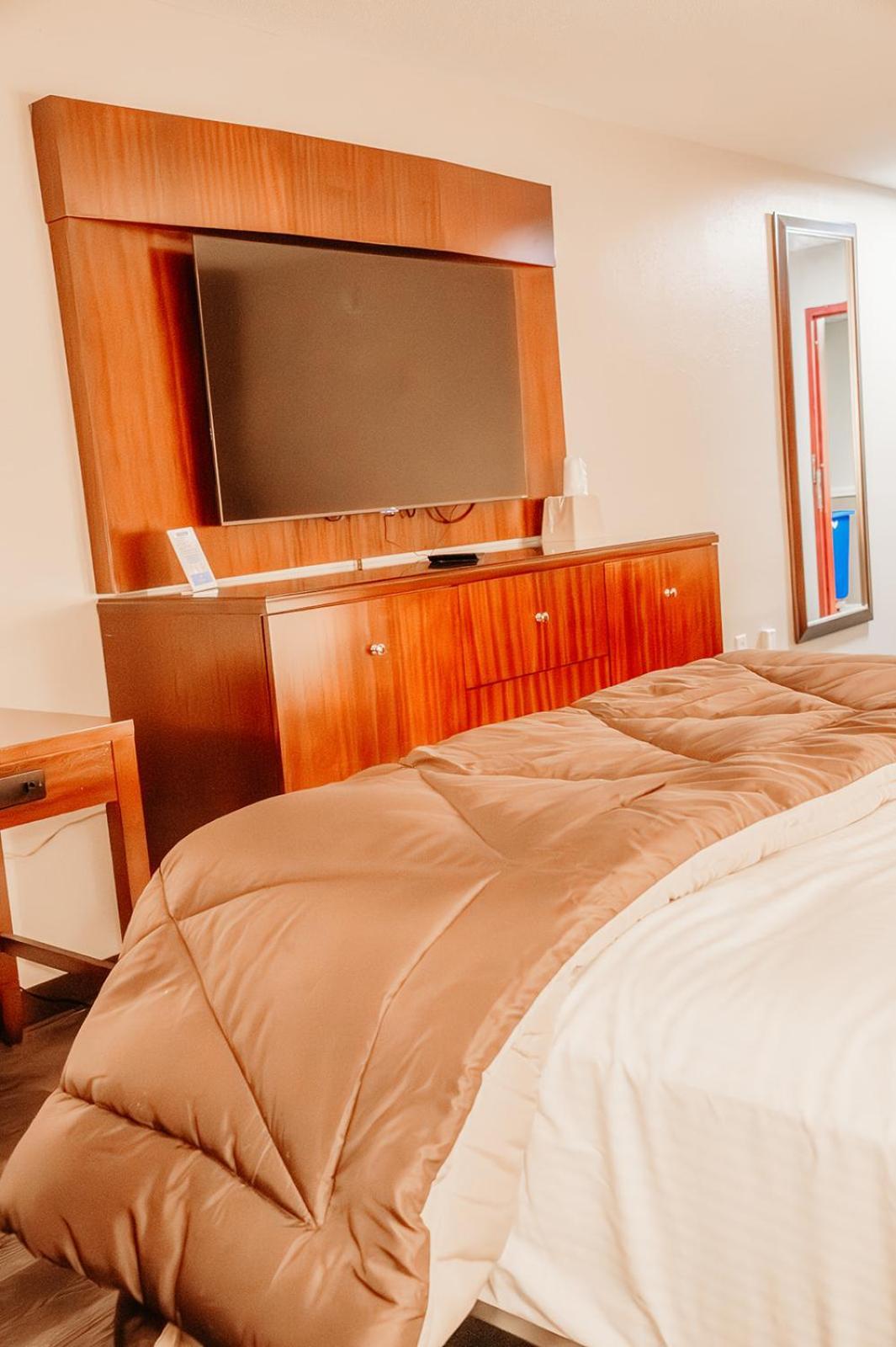 Country Garden & Suites Benton Buitenkant foto