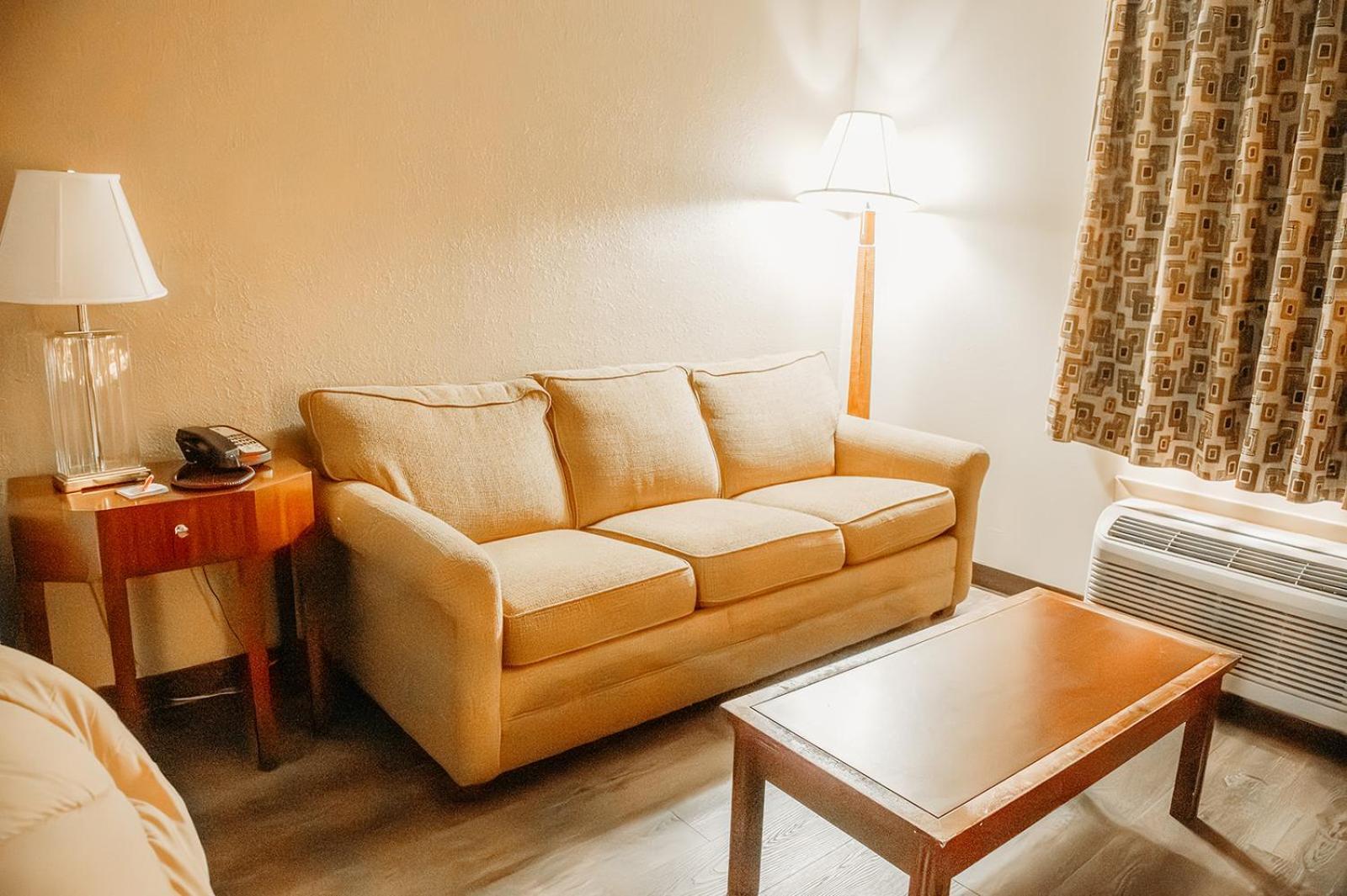 Country Garden & Suites Benton Buitenkant foto