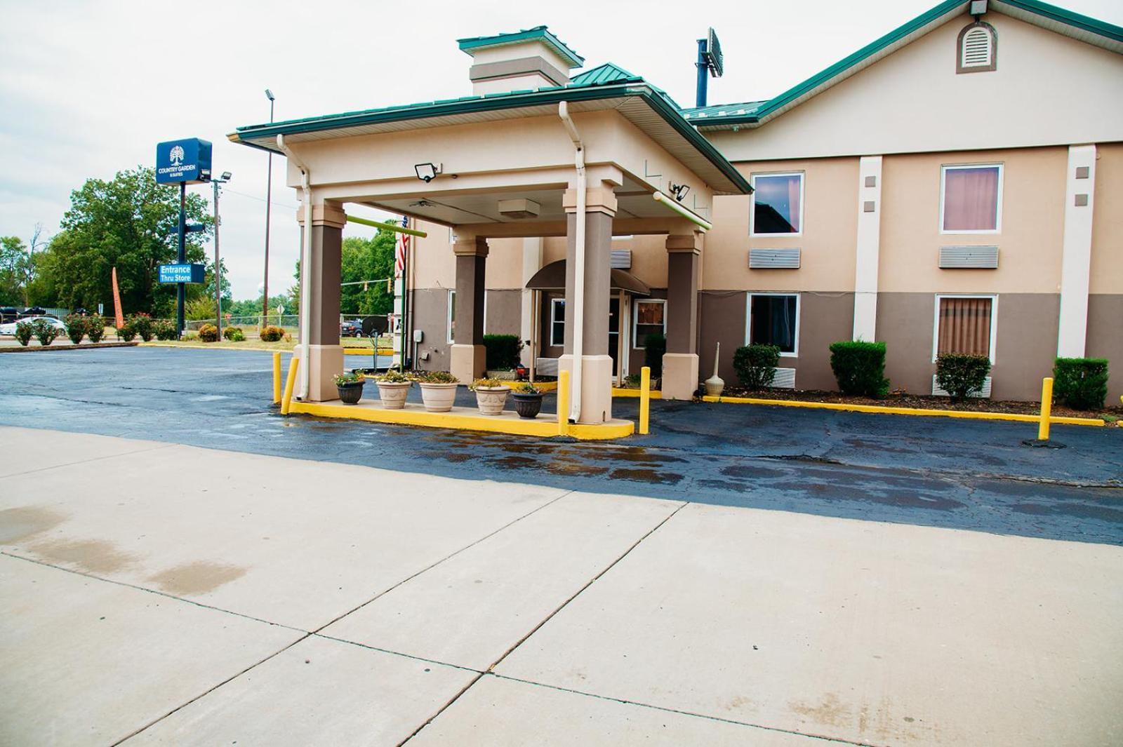 Country Garden & Suites Benton Buitenkant foto